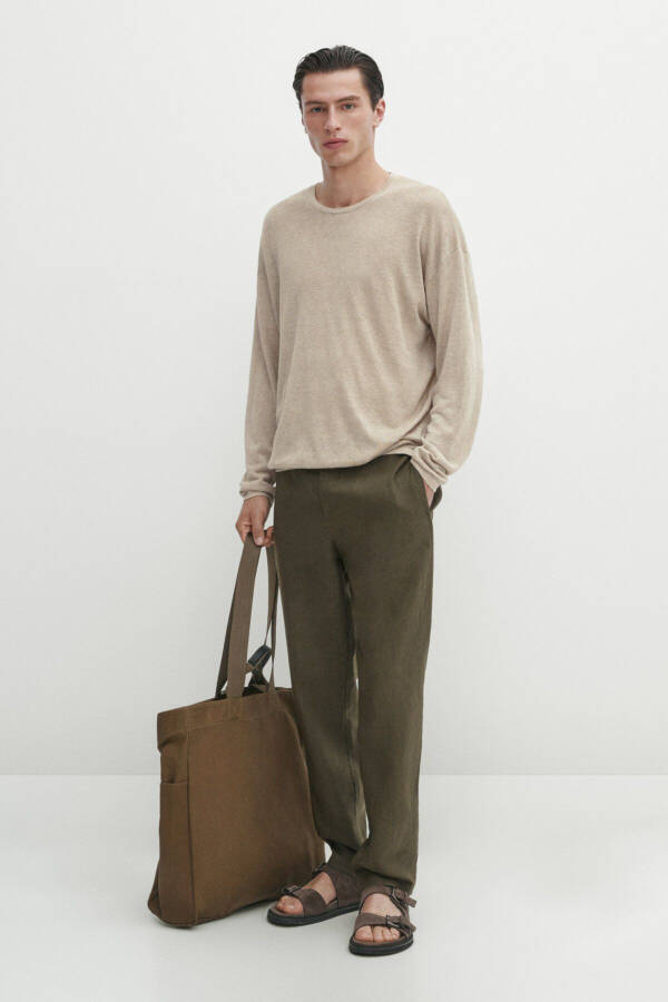 100% linen, tapered fit trousers. - 1