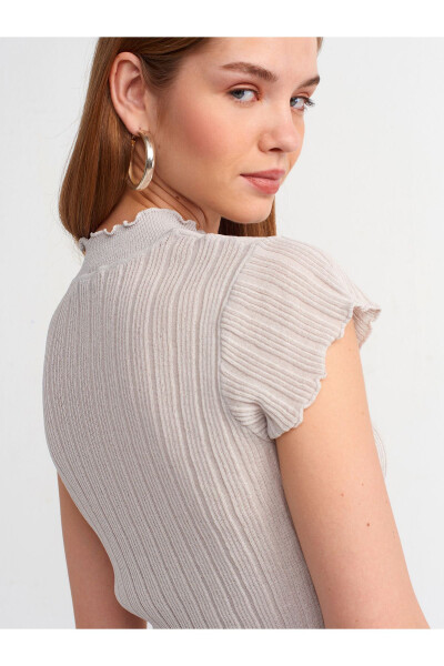 10518 Crew Neck Sheer Knit Blouse-Grey - 13