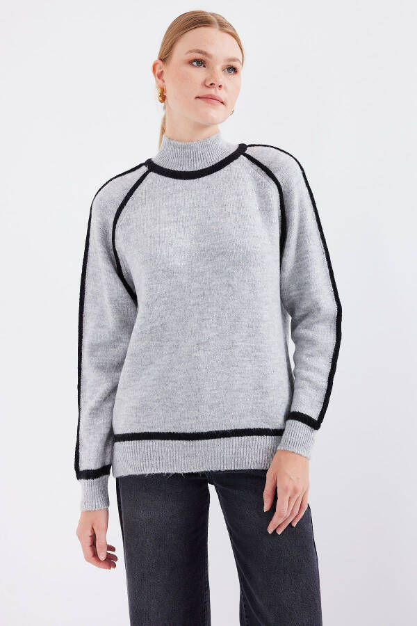 15879 Striped Oversized Knit Sweater - Grey - 4