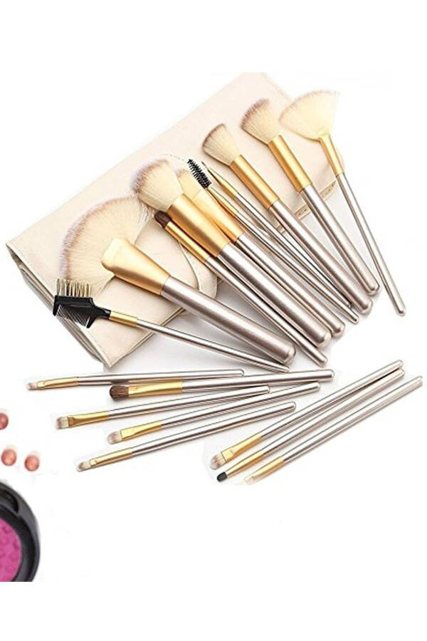 18 Piece Makeup Brush Set Cream - 6