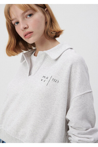 1923 Baskılı Polo Yaka Kadın Crop Sweatshirt - 1