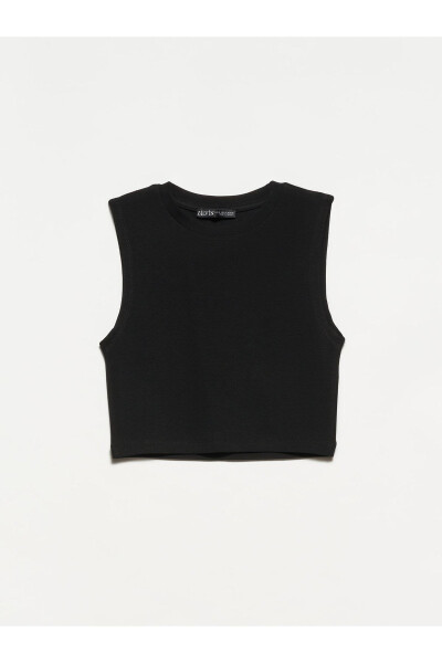 30125 Crop Top - Black - 1