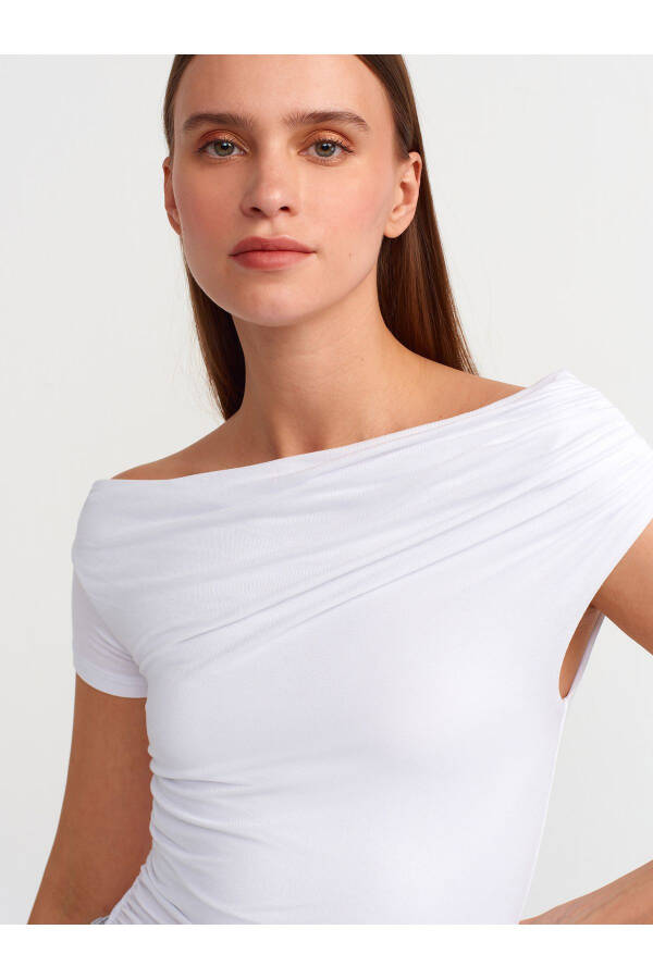 30880 Asymmetric Collar Top - White - 9