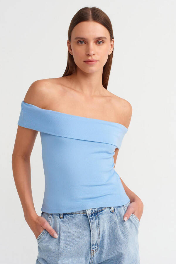 30926 Off-Shoulder Top - Blue - 17