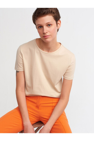 3471 Crew Neck Basic T-shirt - Beige - 9