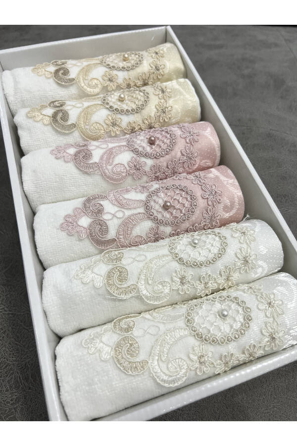 6-Piece Lace 30x50 Boxed Kitchen Towel Set - 8