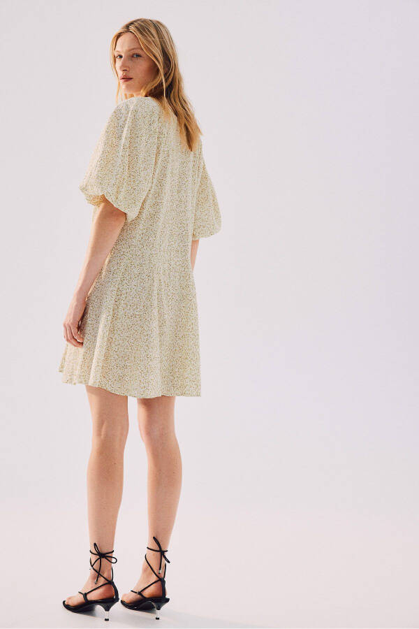 A-line dress - 5