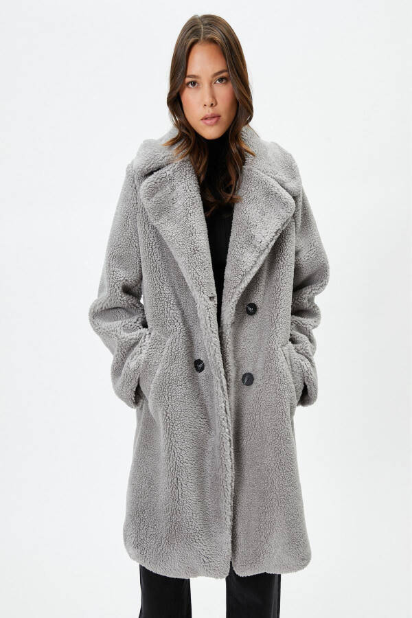 A woman's gray coat - 3