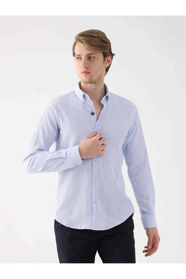 Açık Mavi Erkek Slim Fit Gofre Desenli Düğmeli Yaka Uzun Kol Gömlek - 95018 - 2