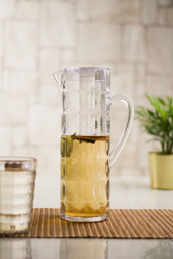 Acrylic Allegra 1.5 L Clear Pitcher (Fits Refrigerator Door Shelf) - 2