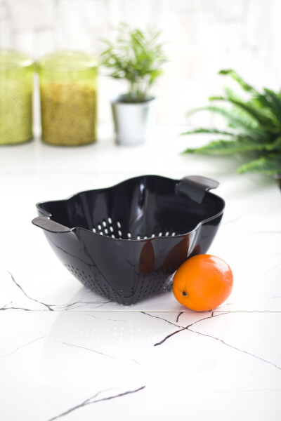 Acrylic Black Pasta Strainer & Vegetable Fruit Strainer - 3