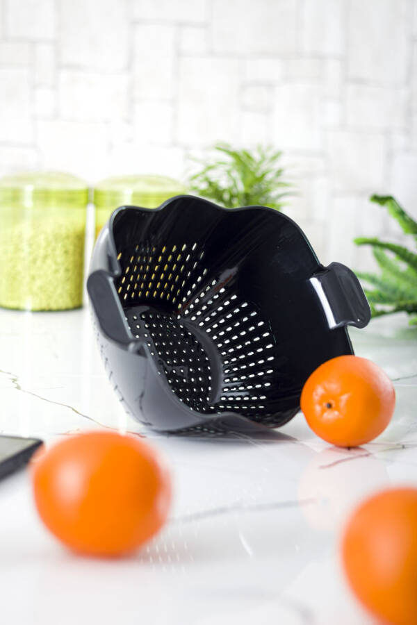 Acrylic Black Pasta Strainer & Vegetable Fruit Strainer - 4