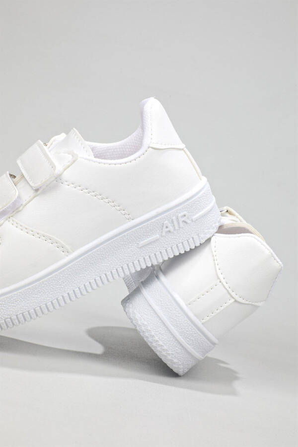 Air Sole Breathable White White Children's Sports Shoes Air V2 - 4