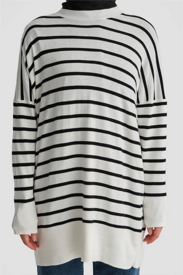 Armine Striped Knit Tunic 24Kd2007 Ecru - 4