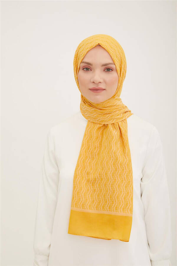 Armine Trend Acacia Shawl 1 22040 - 1