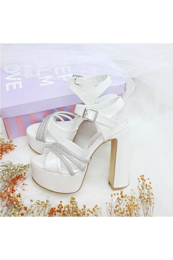 Aslı Acar 14 Cm Thick Heeled Bridal Shoes with Stone Details - 5