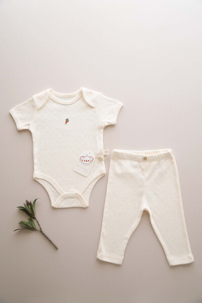 Baby Bodysuit with Beetroot Embroidery - Leggings Set - 1