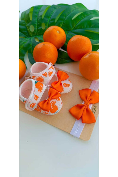 Baby Girl Orange Patterned Bowed Booties and Bandana Set - 1