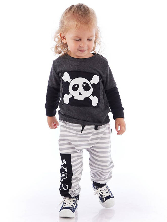 Baby Skull Patch Long Sleeve T-Shirt - 4