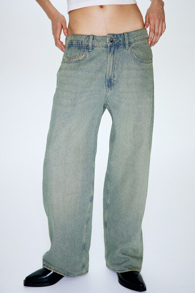 Baggy Low Rise Jeans - 2