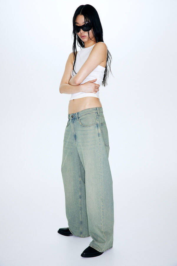 Baggy Low Rise Jeans - 5