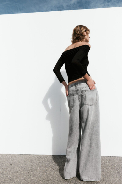 Baggy Wide Leg Low Rise Jeans - 6