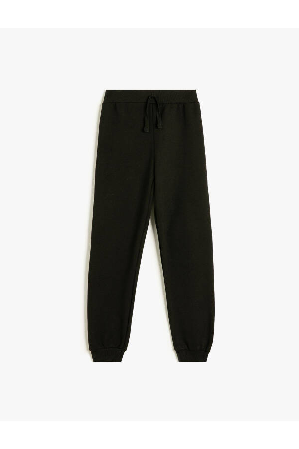 Basic Jogger Sweatpants with Elastic Waistband - 10