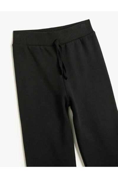 Basic Jogger Sweatpants with Elastic Waistband - 12