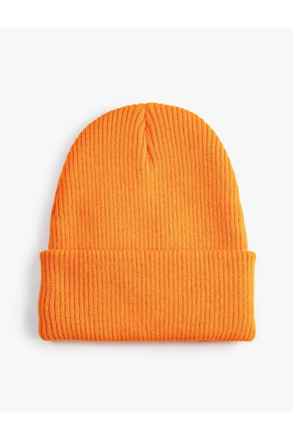 Basic knitted beanie with a ribbed band - 4