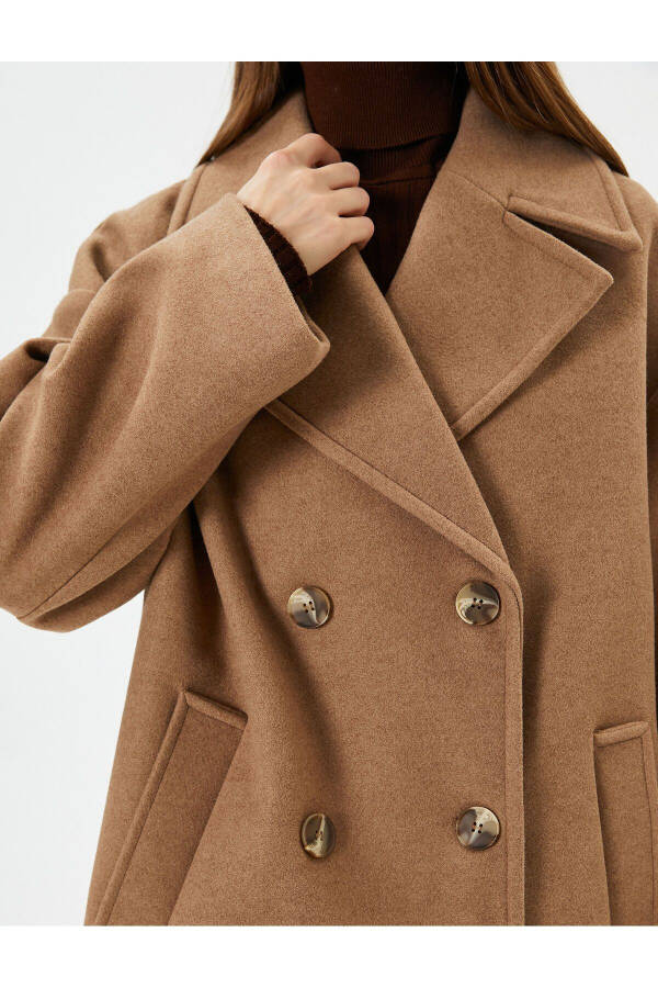 Beige women's coat - 5