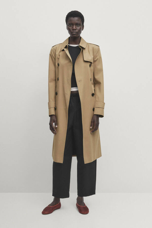 Belted 100% cotton trench coat. - 1