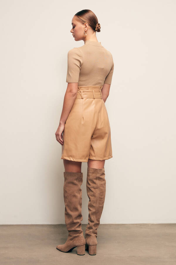 Belted Leather Shorts - Beige - 5