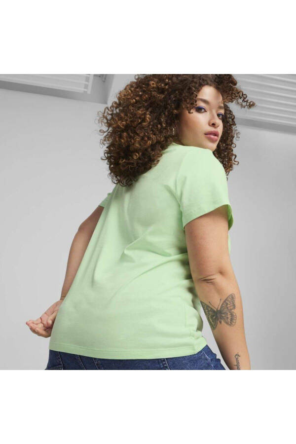 Better Essentials Women's Green Round Neck T-Shirt - 10