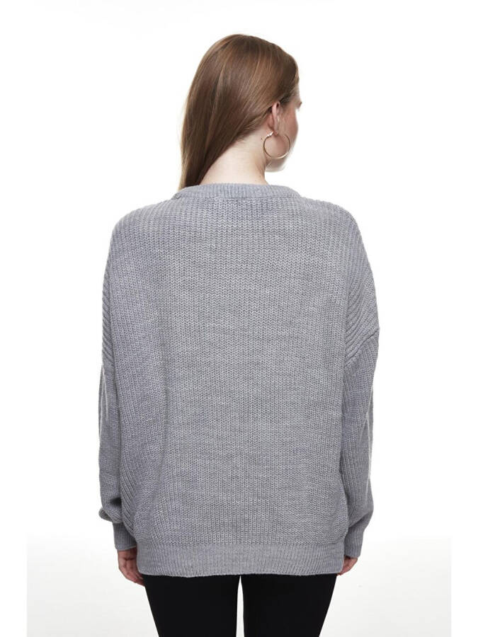 Bicycle Neck Knit Sweater Grey - 10