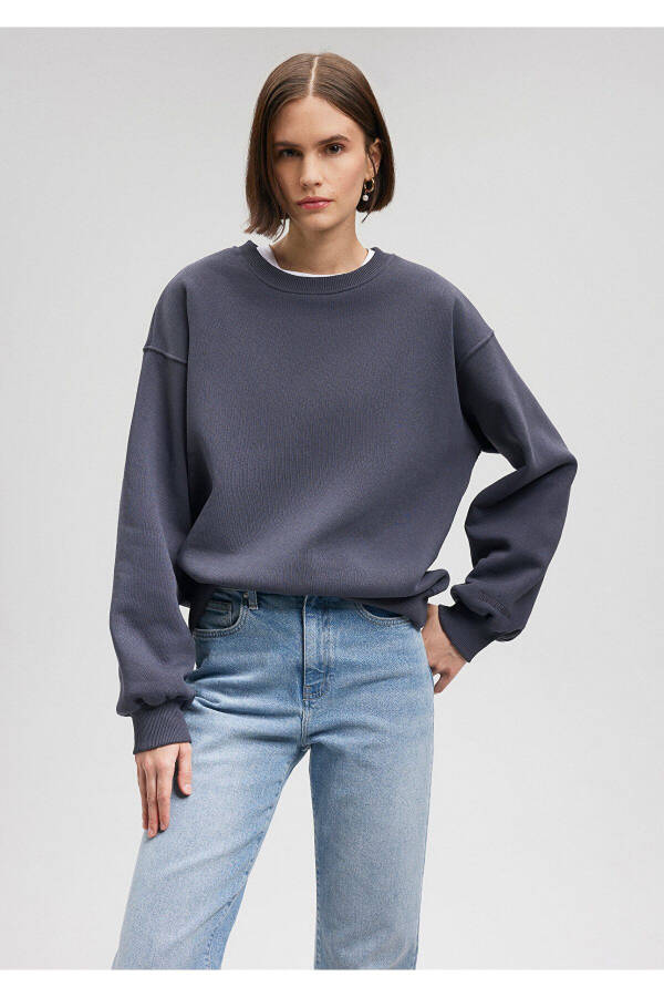 Bisiklet Yaka Lacivert Basic Sweatshirt 1610198-70726 - 26