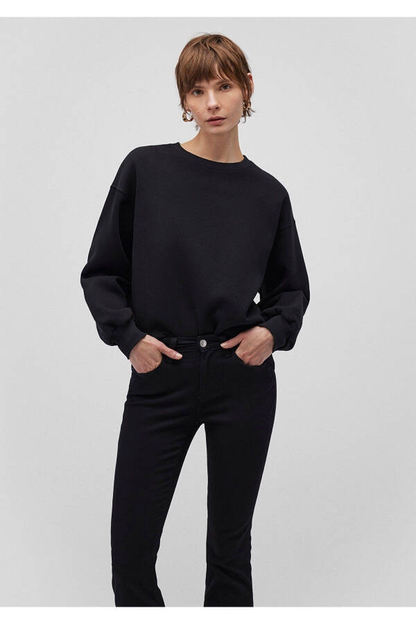 Bisiklet Yaka Siyah Basic Sweatshirt 1610198-900 - 2