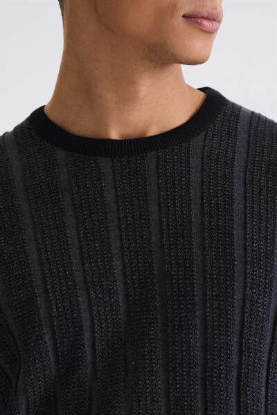 Black / Anthracite Slim Fit Crew Neck Striped Knit Sweater - 7