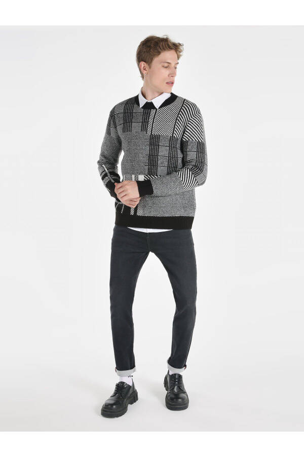 Black, checkered, crew neck sweater for men. - 3