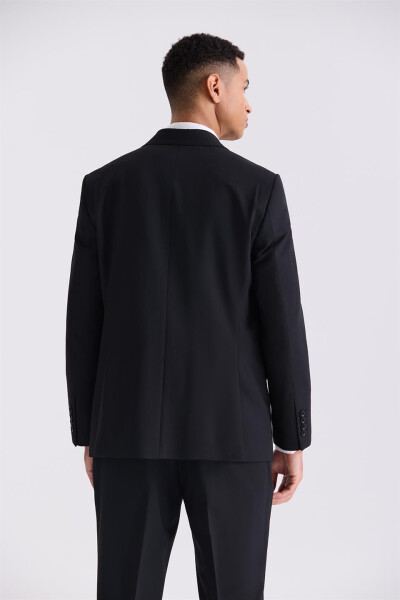 Black Classic Fit Peak Lapel Wool Suit - 8