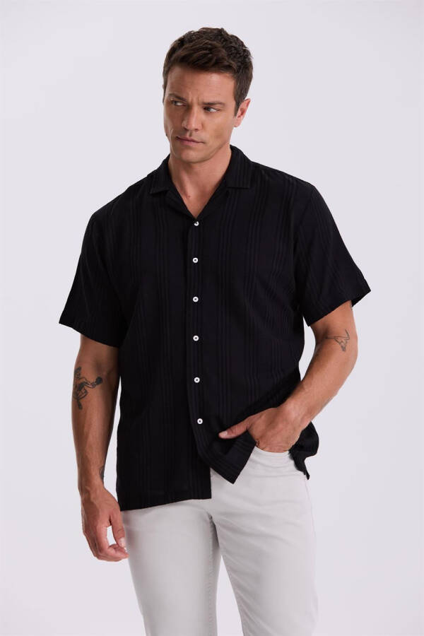 Black Classic Fit Spread Collar Relaxed Short Sleeve Shirt - 5