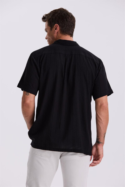 Black Classic Fit Spread Collar Relaxed Short Sleeve Shirt - 8