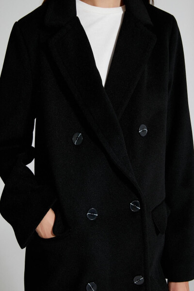 Black Coat Woman - 5