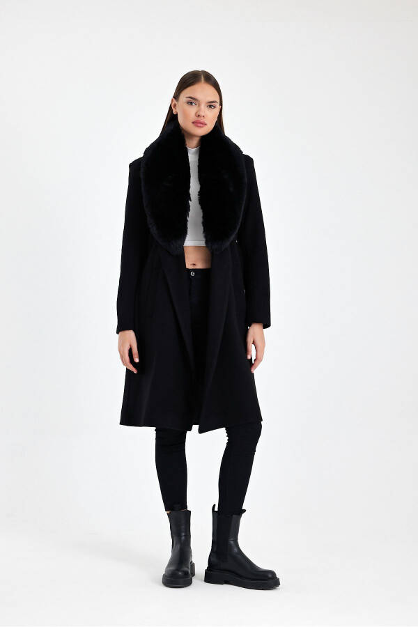 Black collar, fur-trimmed cashmere coat. - 2