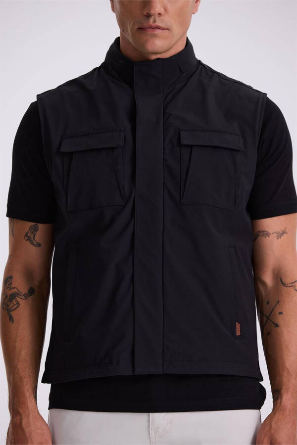 Black Comfort Fit Pocket Safari Vest - 3