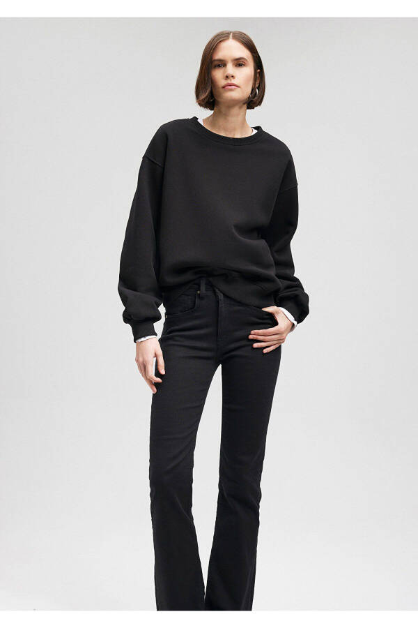 Black Crew Neck Basic Sweatshirt 1610198-900 - 15