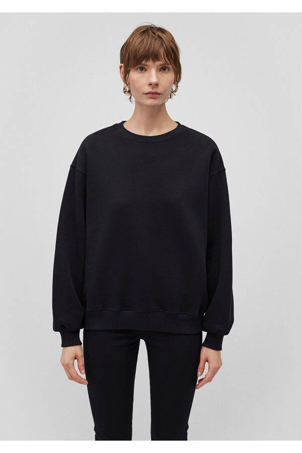 Black Crew Neck Basic Sweatshirt 1610198-900 - 3