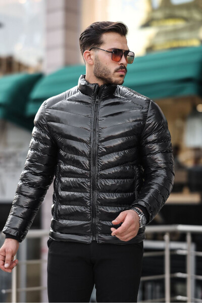 Black Men's Slim Fit Waterproof And Windproof Jacket - 1