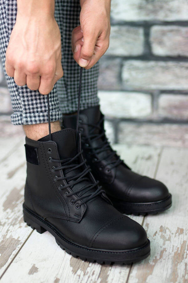 Black Men's Zipper Boots - 8