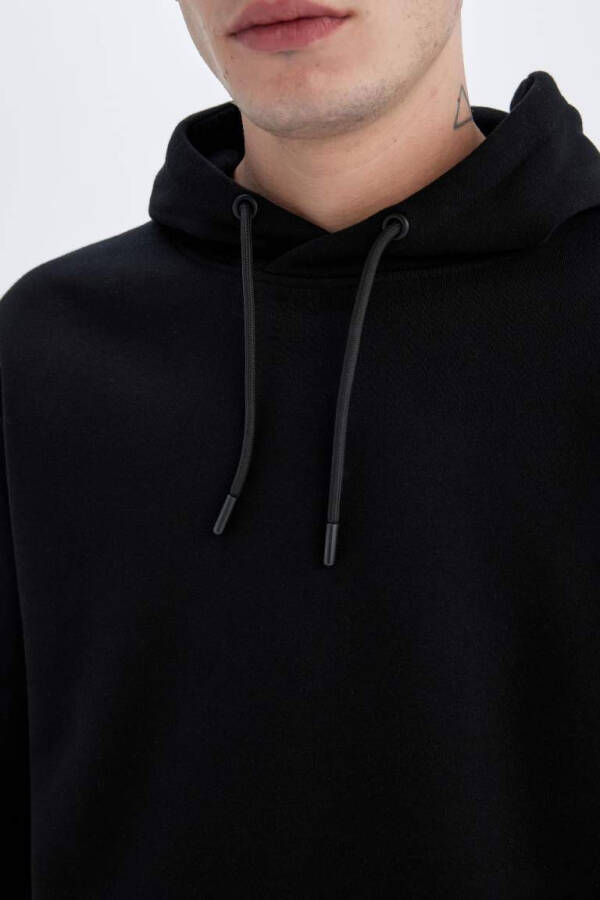 Black, regular fit, hooded sweatshirt. - 6