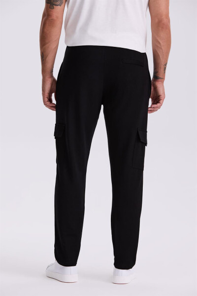 Black Slim Fit Cotton Lycra Sweatpants with Pockets - 4